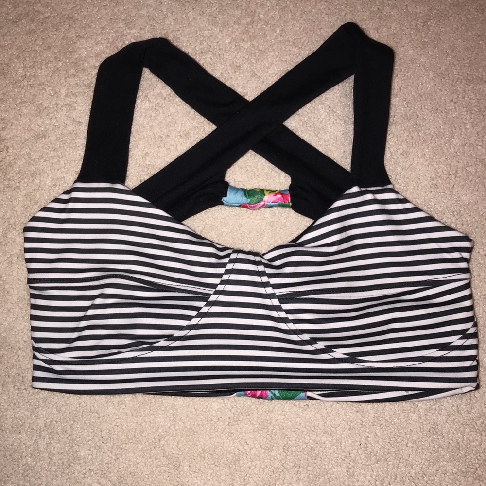 Sports Bra